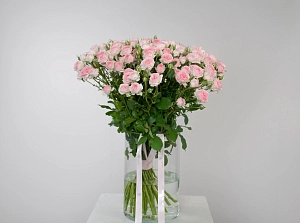 Букет розовый утренник